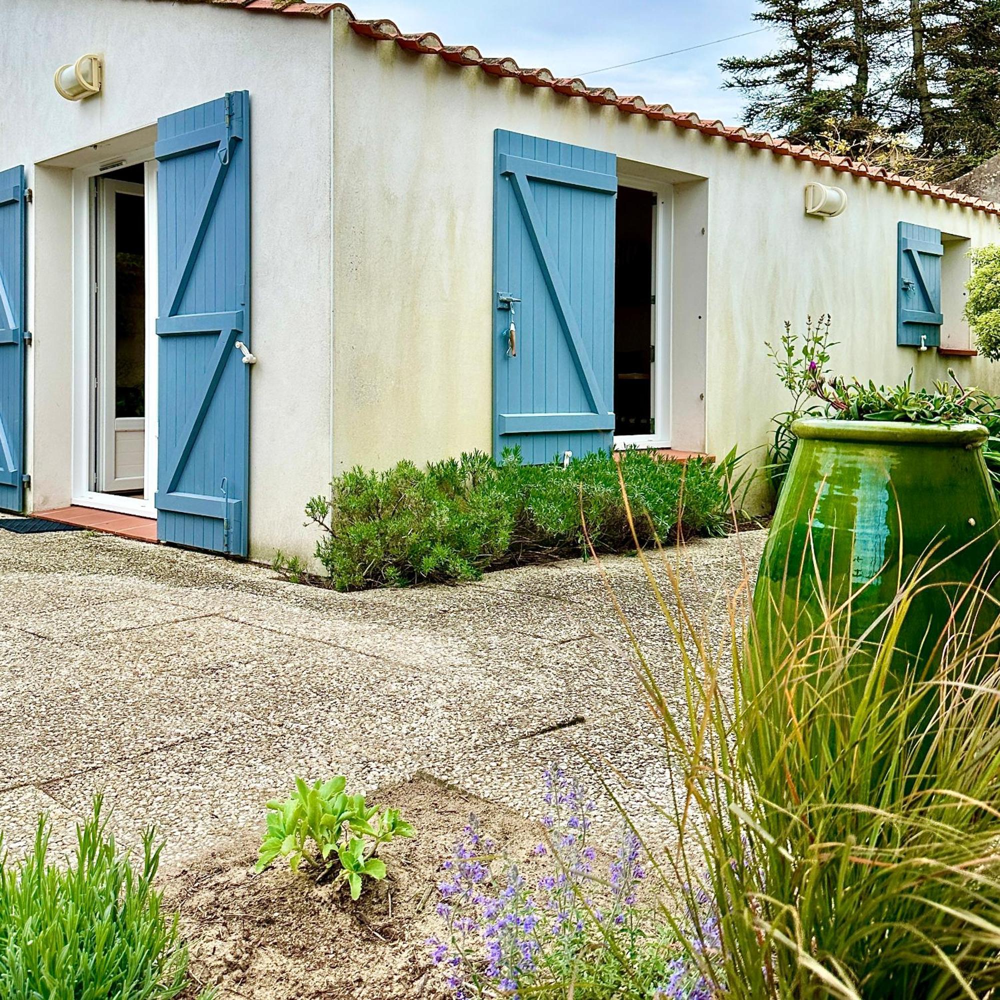 Villa "Mignon" Avec Studio Independant, Tout A Pied, Plage A 4 Mn, 6 Pers, 2 Sde Saint-Jean-de-Monts Luaran gambar